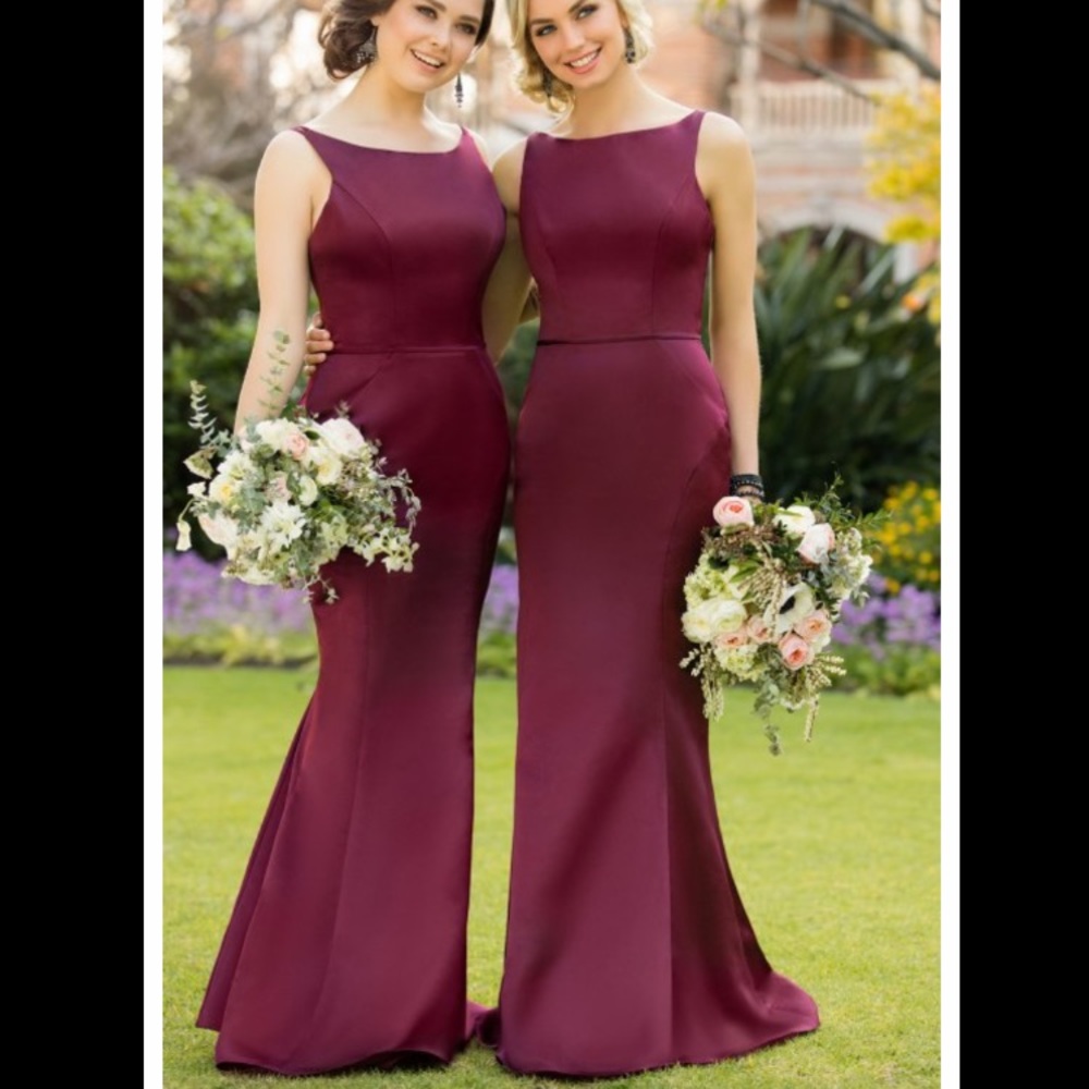 HOST PICK Sorella Vita style 8918 dress